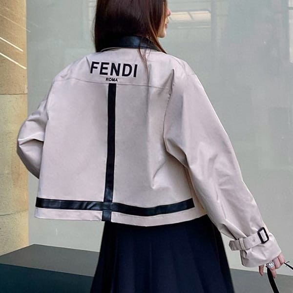 ギフトに最適フェンディ ブルゾン ベージュウール ジャケット コピー feg97235